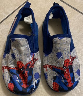 Scarpe bimbo Spiderman taglia 27