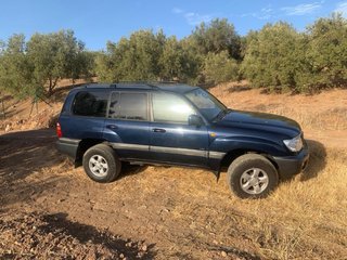 Toyota Land Cruiser 100 2004