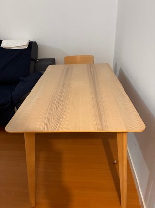 Mesa de Comedor de Madera