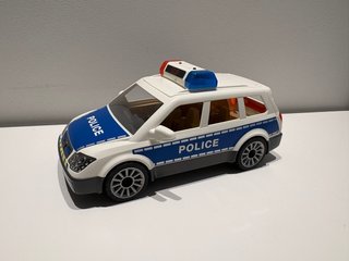 Coche grande de Policía Playmobil