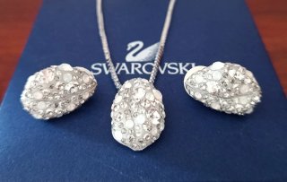 Conjunto Pendientes Clip y Colgante Swarovski