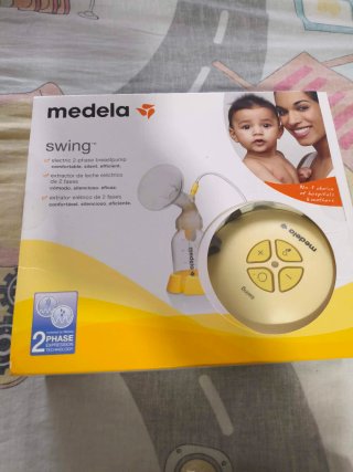 Sacaleches Eléctrico Medela Swing y regalos.