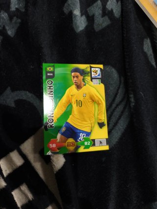 Cromo Adrenalyn Ronaldinho Sudáfrica 2010 PANINI