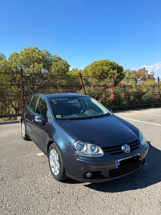 Volkswagen Golf 2004