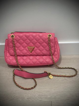 Bolso Guess Rosa Acolchado