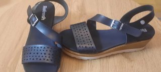 Sandalias Refresh Negras