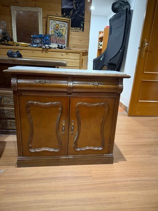 Cómoda Vintage de Madera