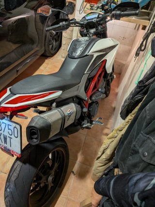 Ducati hypermotard 821 sp
