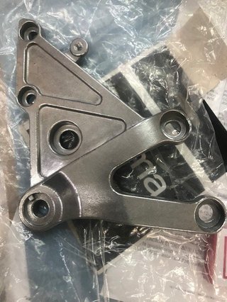 Soporte Estribera Derecha Honda CBR 600 RR 03