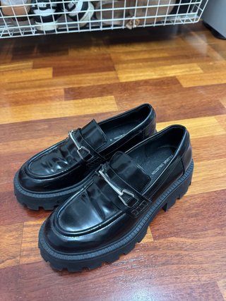Mocasines Negros con Plataforma Pull and Bear