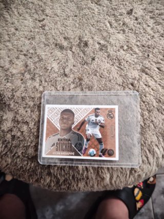 Sticker Extra Bronce Kylian Mbappé Real Madrid
