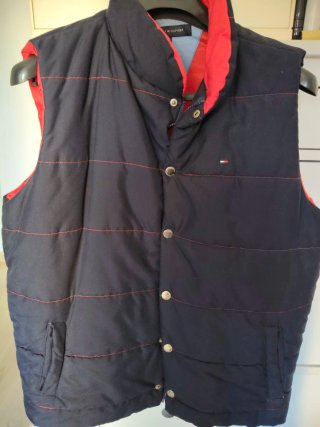 Chaleco Tommy Hilfiger Azul y Rojo