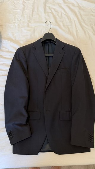 Traje azul marino Easy Wear talla 48