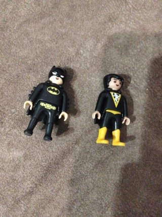 2 Figuras tipo Playmobil