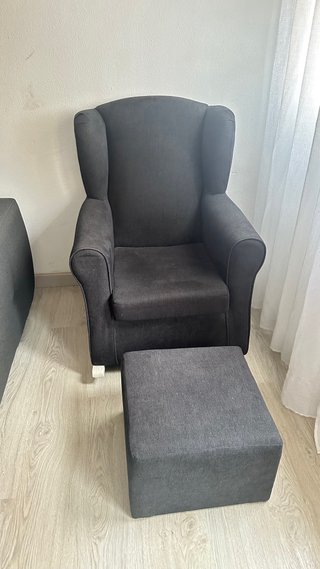 Sillón Mecedor con Reposapiés