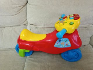 Moto correpasillos VTech nueva
