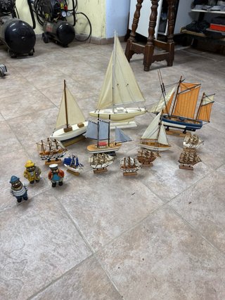 Colección de 11 Barcos Decorativos