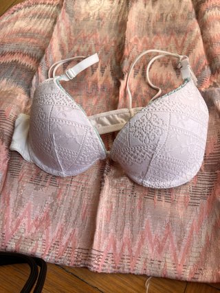Sujetador Push Up Blanco con detalles azul claro