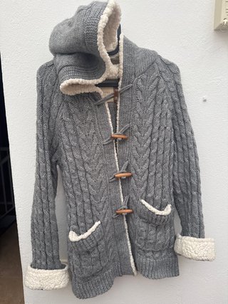 Chaqueta de punto gris Zara