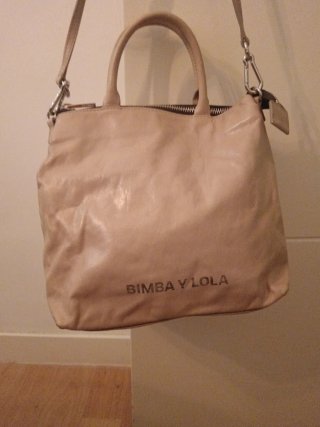Bolso Bimba y Lola Beige piel, no pvc