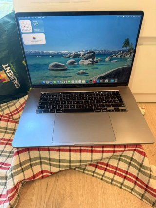 MacBook Pro 16" 2019 i7/16/512
