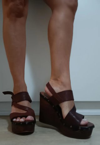 Sandalias de Cuero con Cuña y Plataforma Talla 39