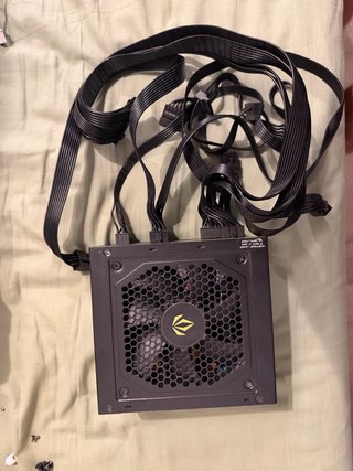 Fuente de Alimentación 650W