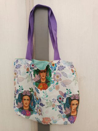 Tote bag con estampado de Frida Kahlo