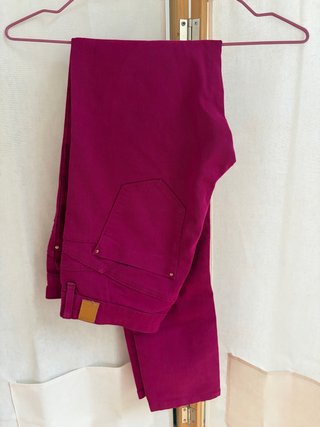 Pantalón Vaquero Morado