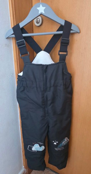 Peto de nieve negro