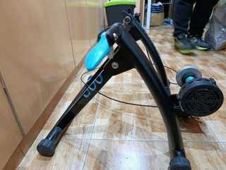 Rodillo de entrenamiento B-Twin 300