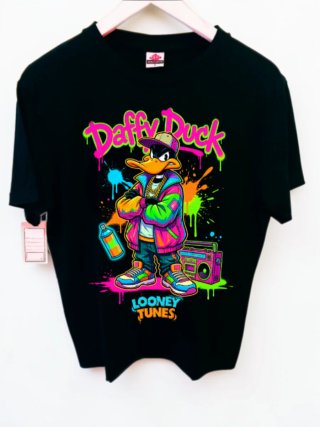 Camiseta Negra Looney Tunes Daffy Duck