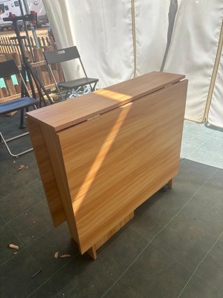 Mesa de madera plegable