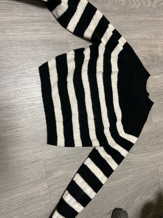 Jersey de rayas blanco y negro