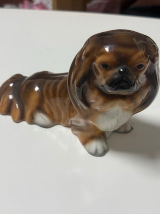 Figura vintage pequinés Ibero Tanagra loza