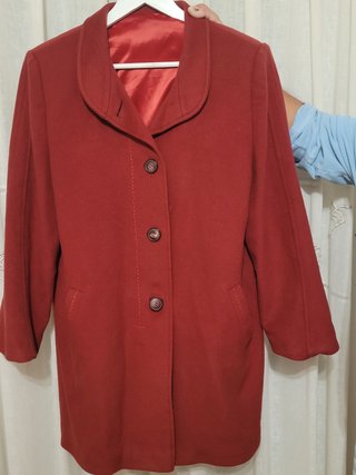 Abrigo Rojo