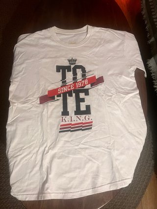 Camiseta Tote King