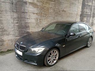 BMW e90 325i con averia
