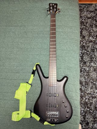 Bajo Warwick de 5 cuerdas