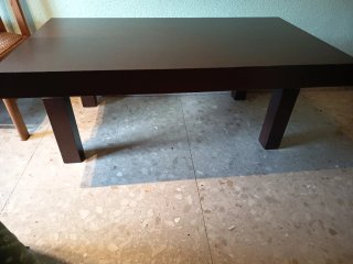 Mesa de centro de madera marrón