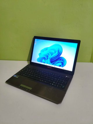 Portátil Asus i7 12gb RAM SSD
