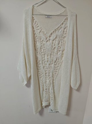 Jersey Bershka Blanco Talla M