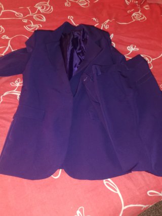 Conjunto de Americana y Pantalón Morado
