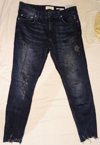 Pantalón vaquero Pull & Bear azul marino washed