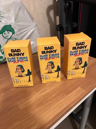 3 Power Banks Bad Bunny cada uno