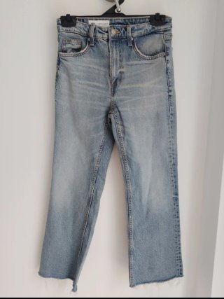 Pantalón vaquero chica Zara T36.