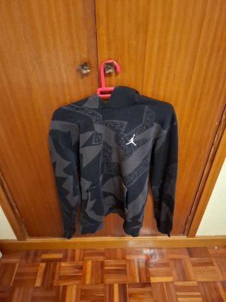 Sudadera Jordan Negra Talla M