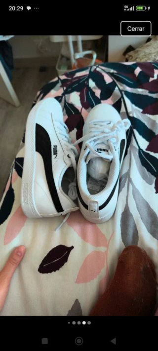 Zapatillas nuevas Puma Blancas y Negras