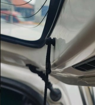 2 Clips Bandeja Maletero Seat VW 1M6867574A