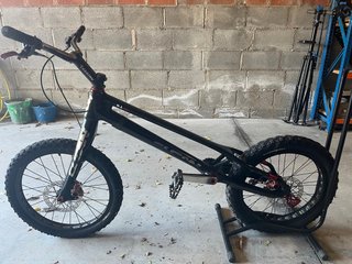 Bicicleta de Trial Clean K1 970mm Carbono